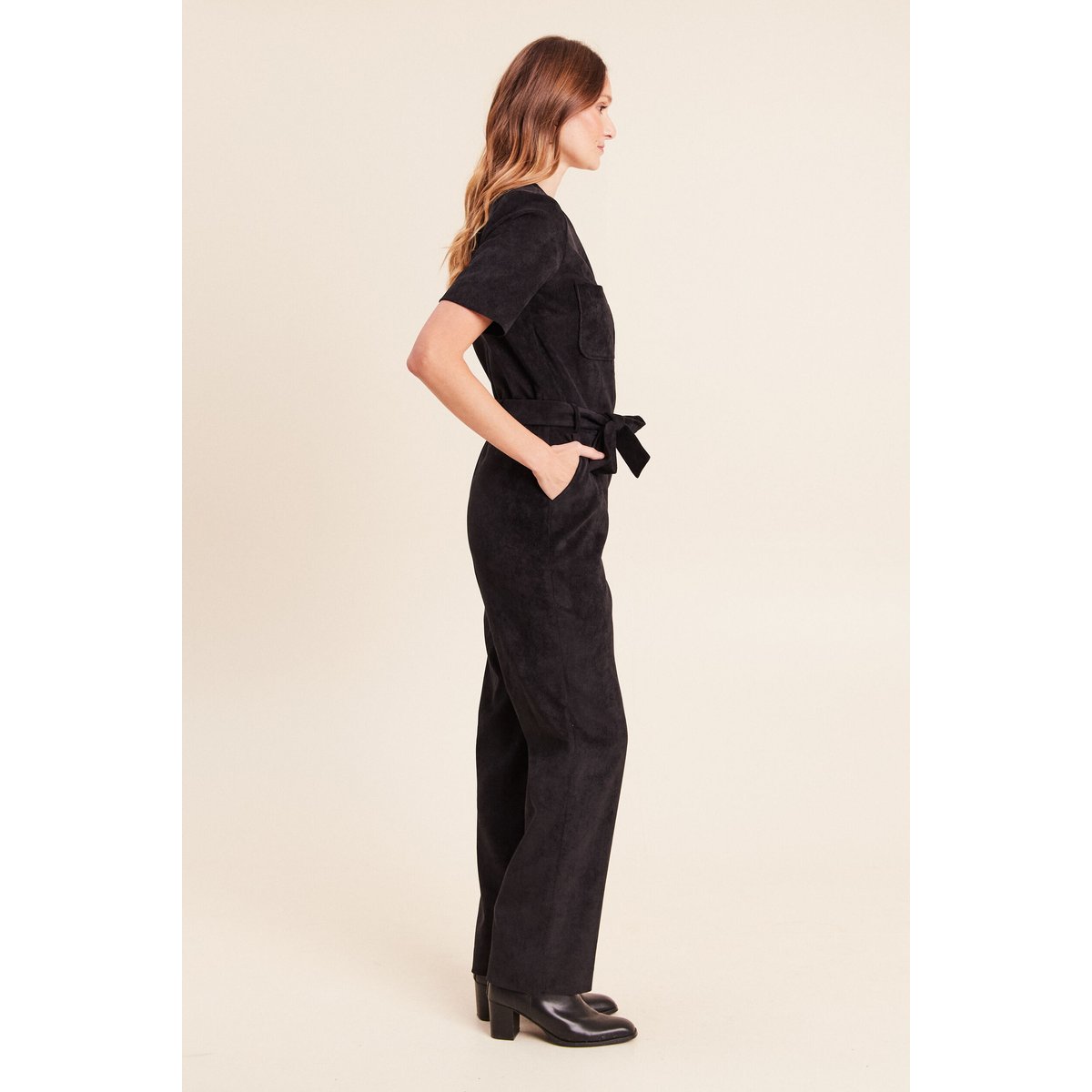 Combinaison en velours noir, BREAL