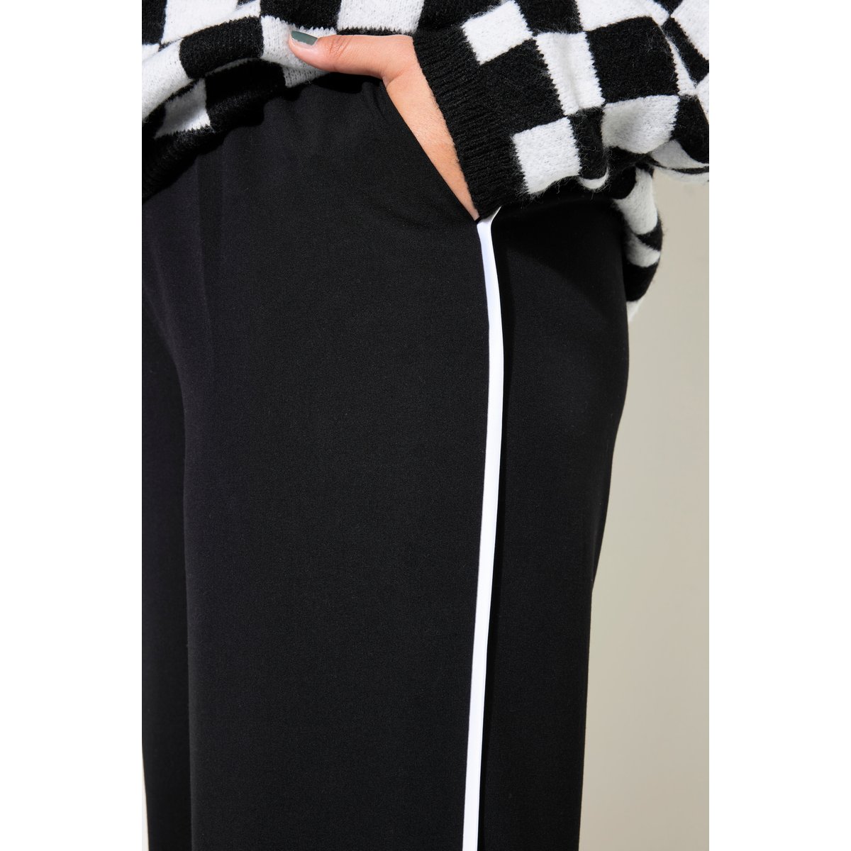 Pantalon de tailleur. Taille haute. noir, STUDIO UNTOLD