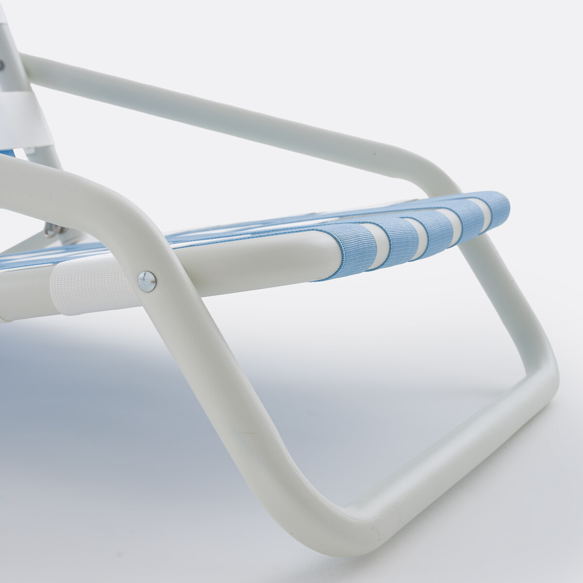 Chaise basse de plage en aluminium, pliante, IROH bleu clair/blanc, LA REDOUTE INTERIEURS