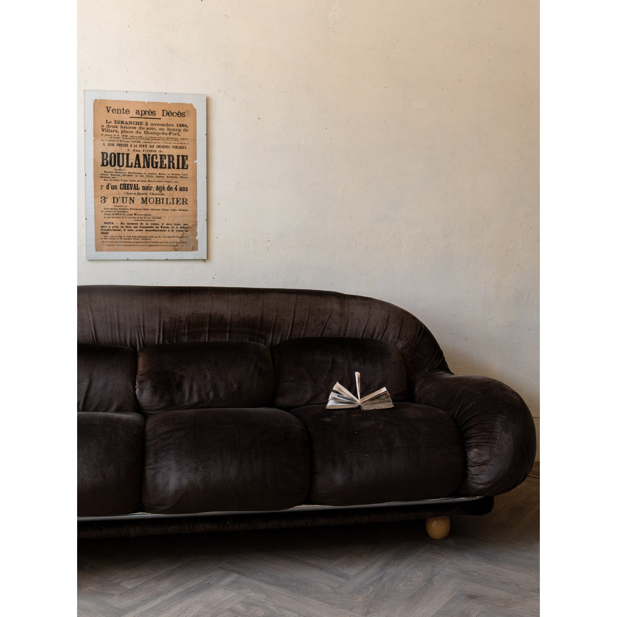 Canapé vintage en velours marron Jacques N°144 - Bon état marron, DEBONGOUT