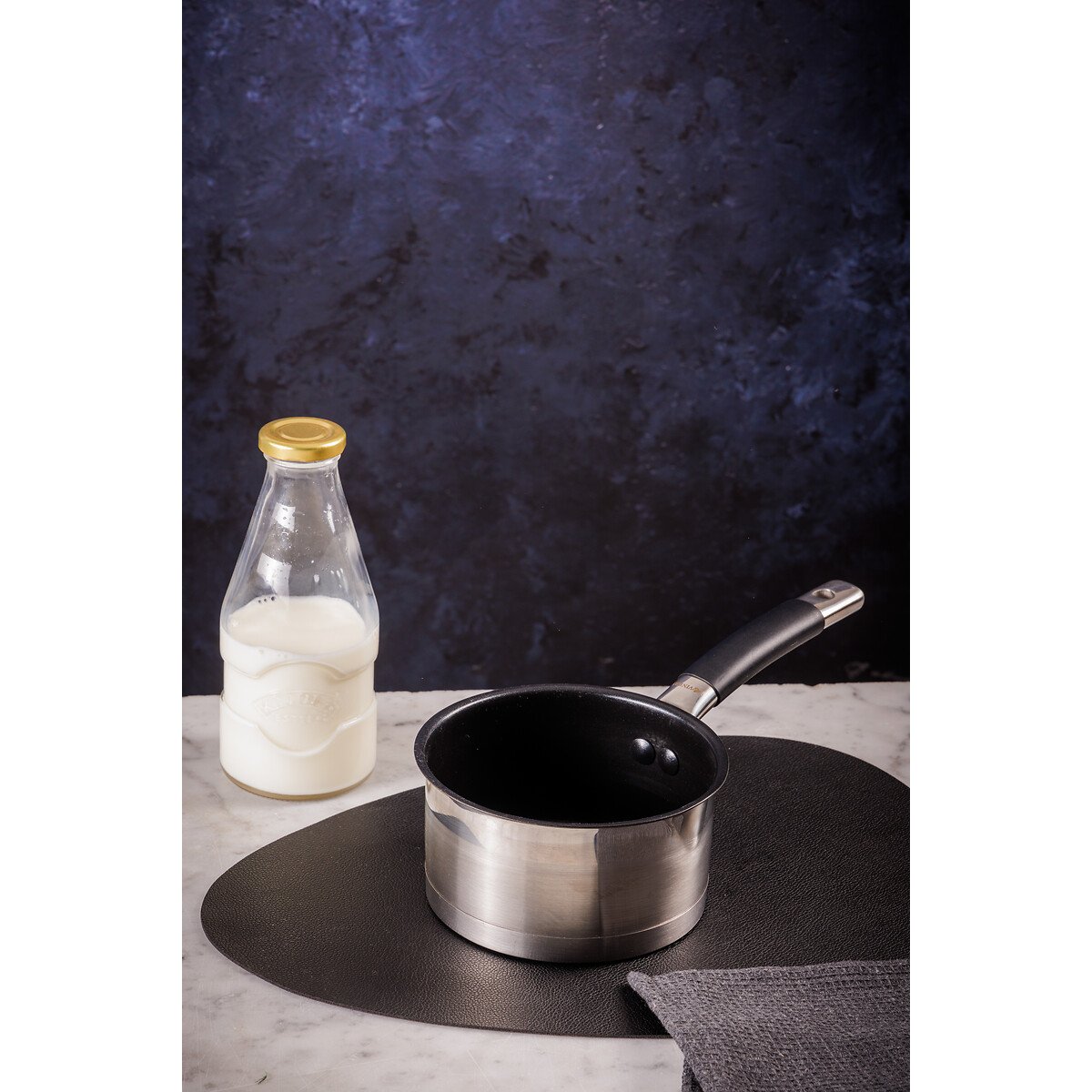 Select 14cm Non-Stick Stainless Steel Milk Pan black, VINERS