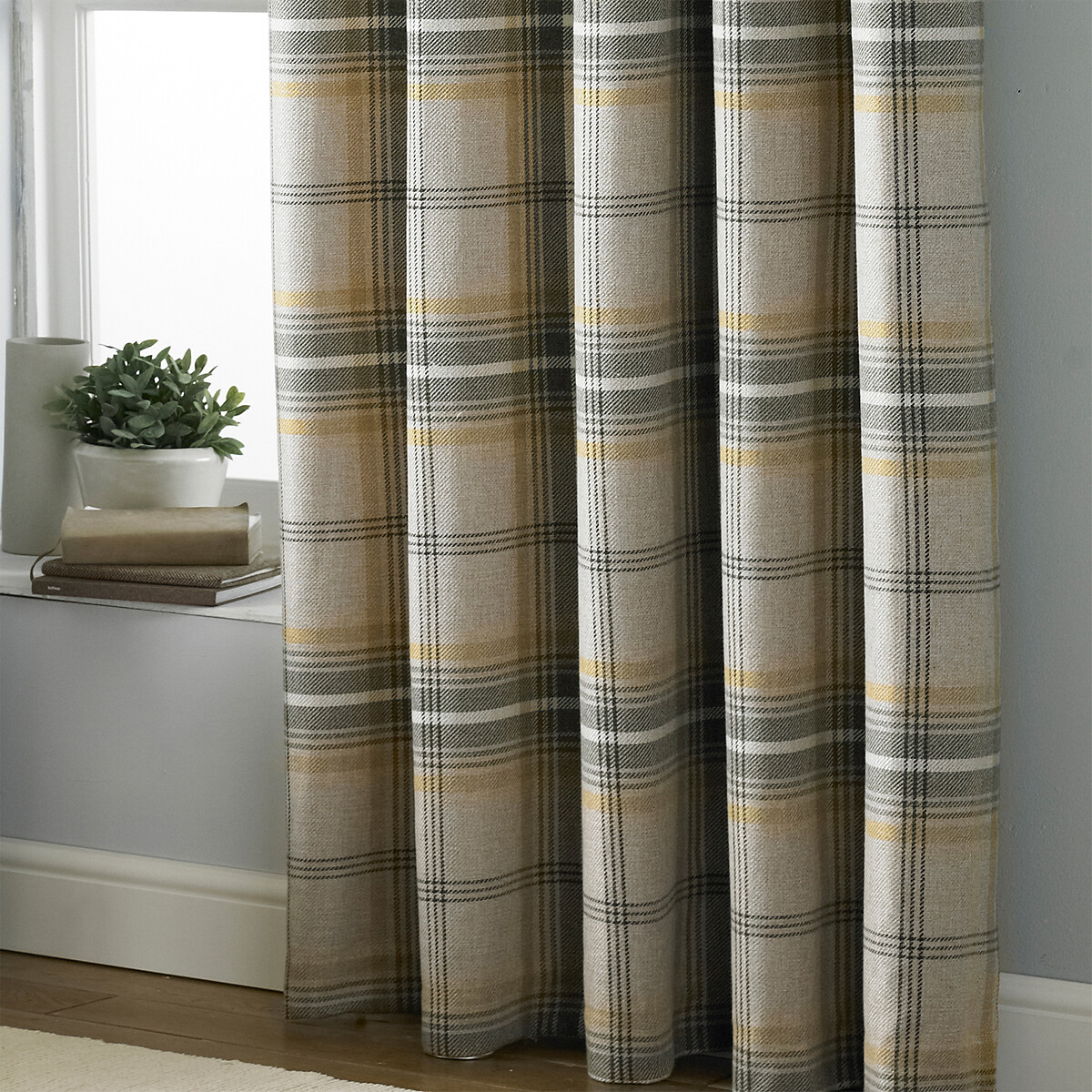 Aviemore Faux-Wool Eyelet Curtains ochre, PAOLETTI