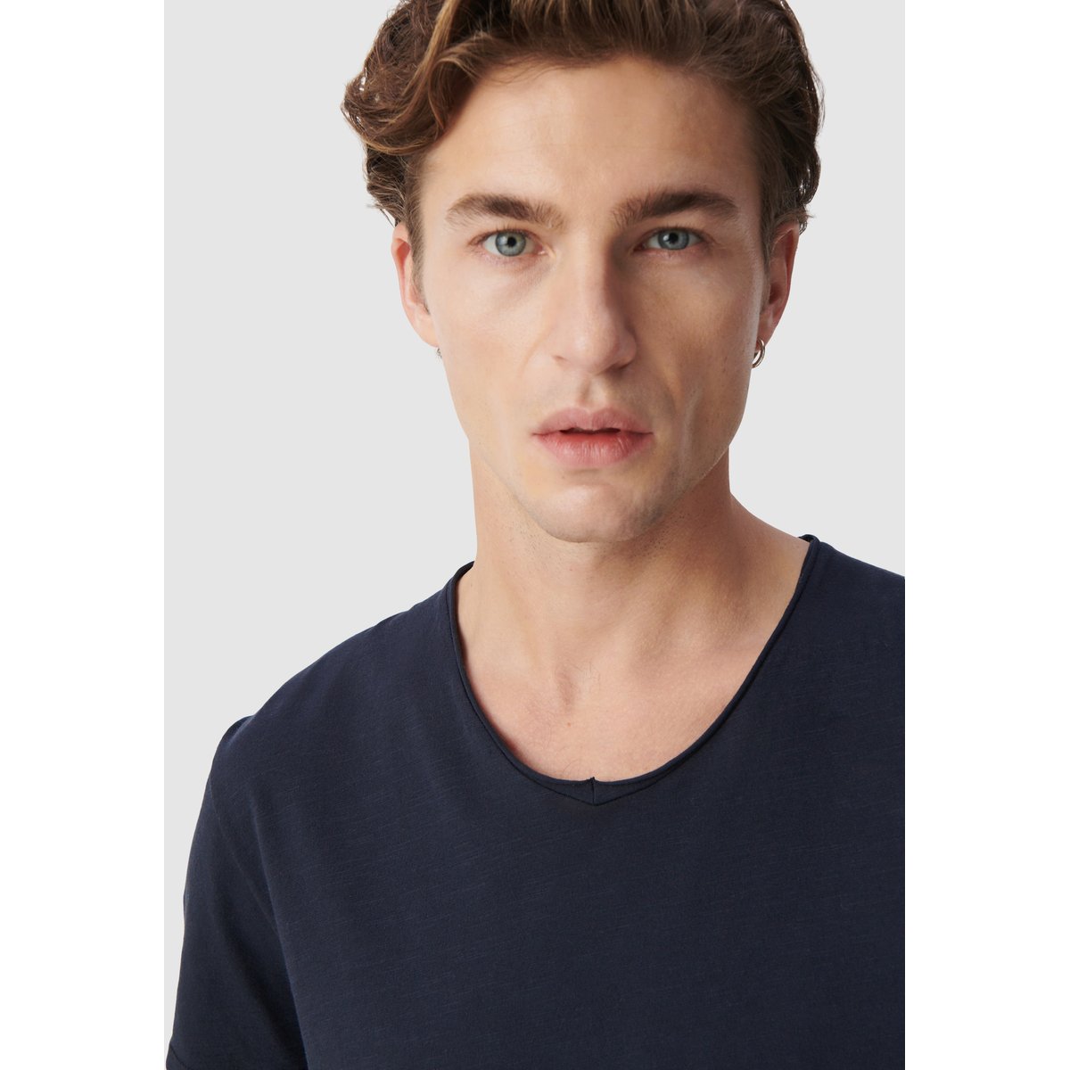Tee-shirt col V L'Essentiel bleu marine, IKKS