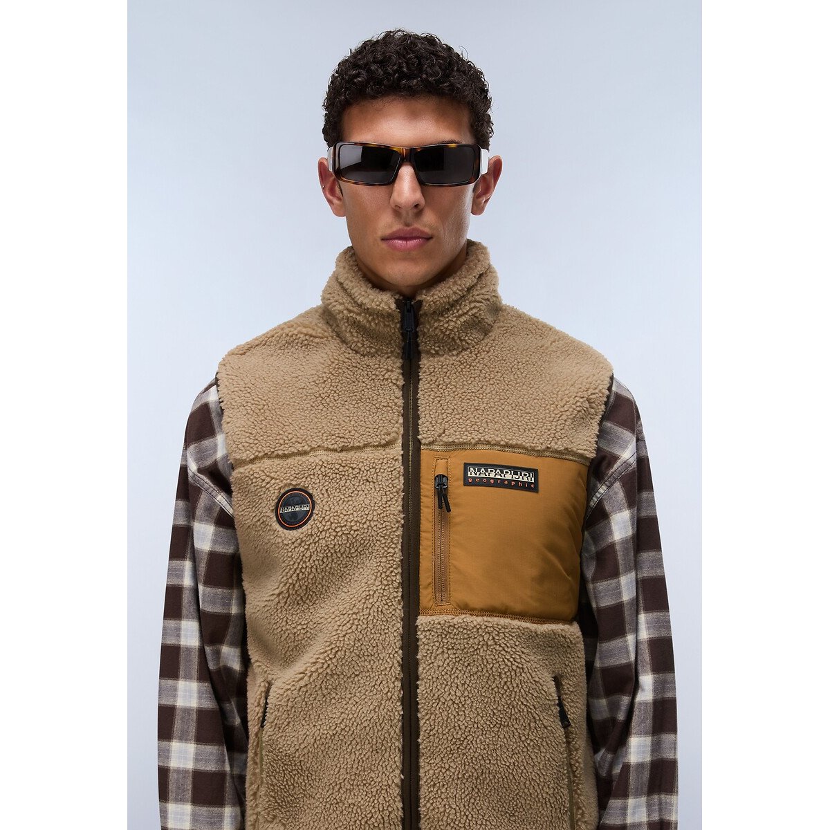 Pile sherpa senza maniche con cerniera, Yupik beige / cammello, NAPAPIJRI