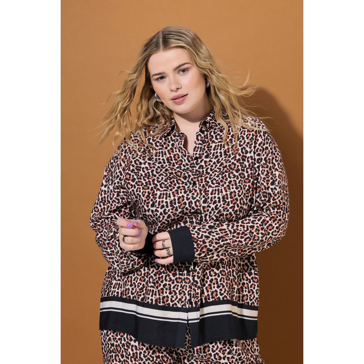 Chemisier oversize beige clair, STUDIO UNTOLD
