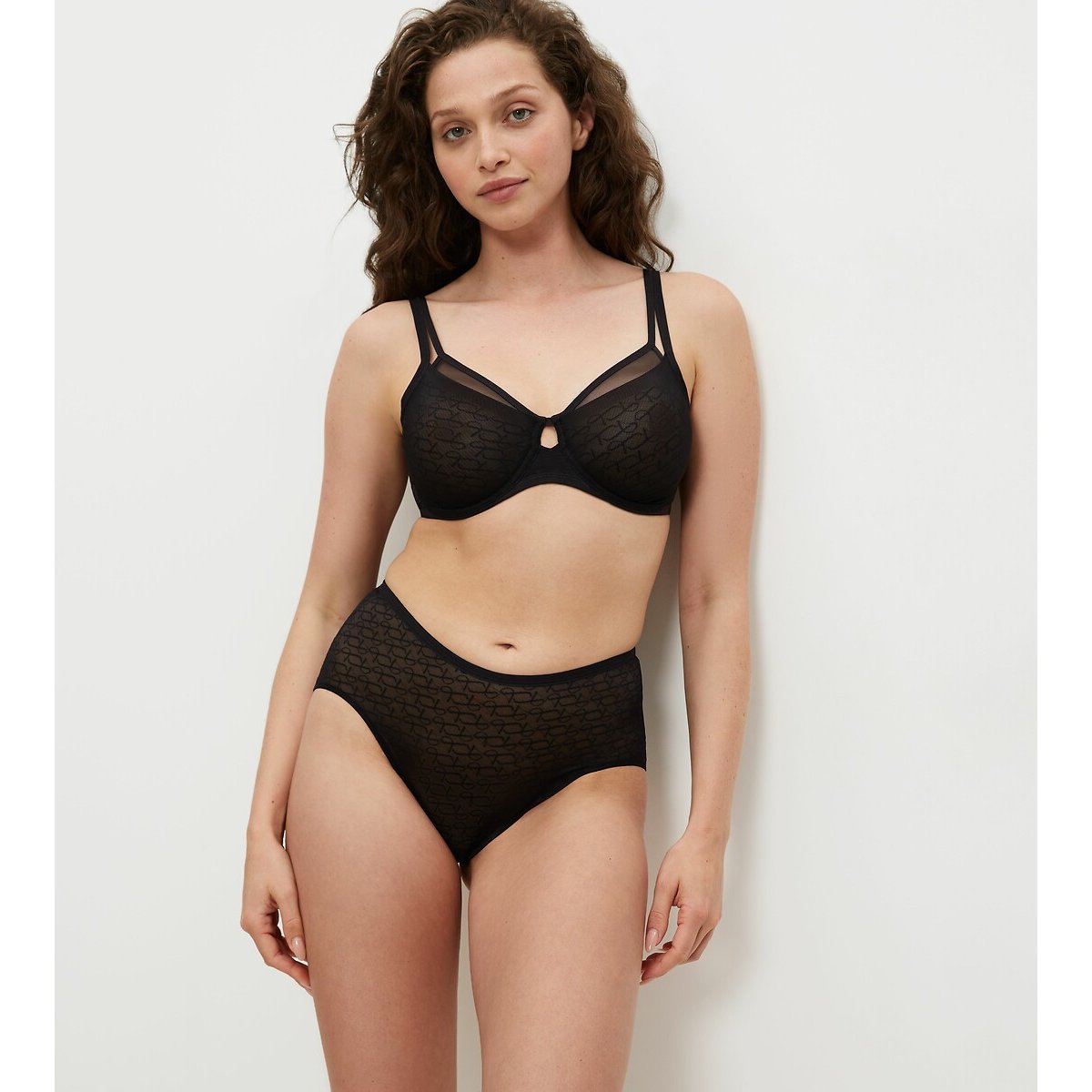 Soutien-gorge minimiseur Signature Sheer noir, TRIUMPH