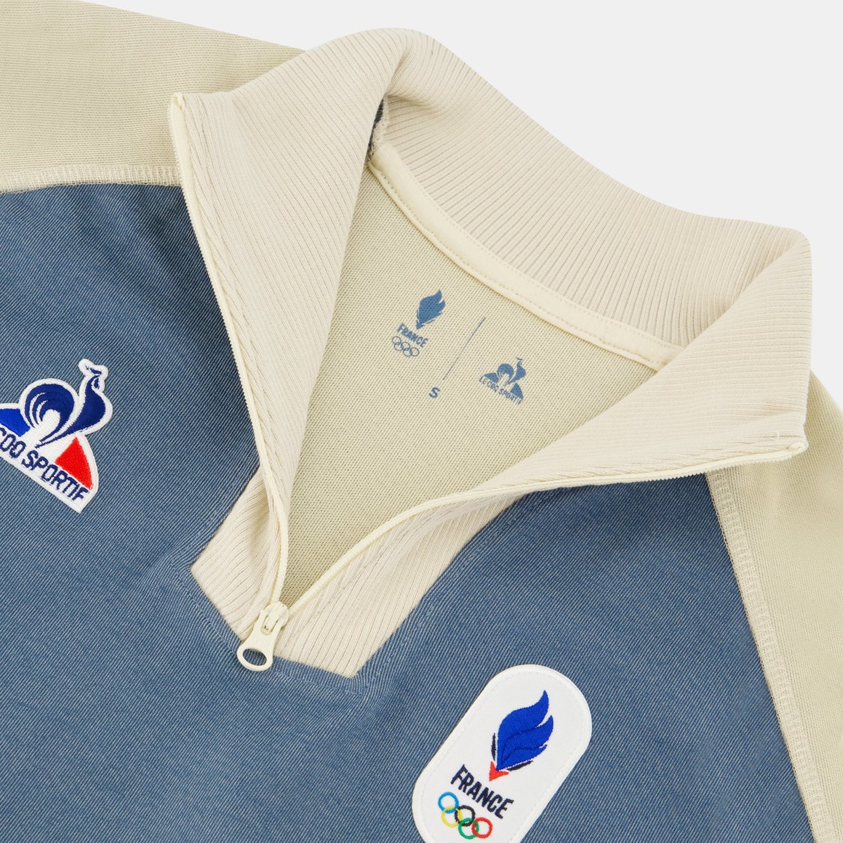 Polo manches longues Équipe de France Olympique 2026 Jeux Olympiques EQUIPE DE FRANCE bering sea/bleached sand, LE COQ SPORTIF
