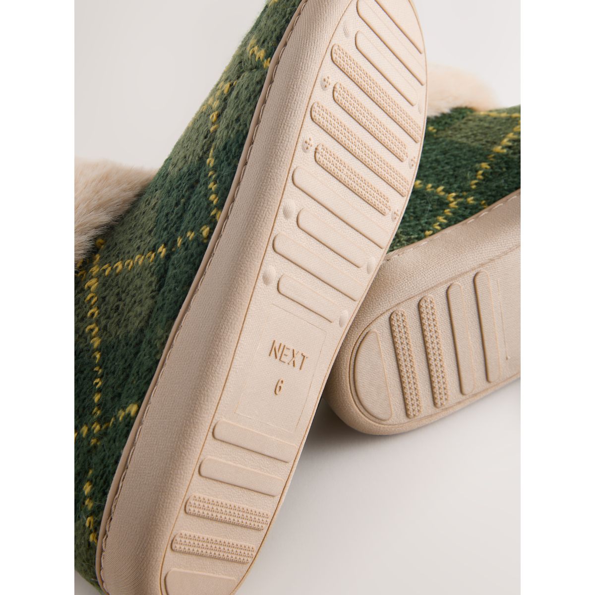 Bottines chaussons en imitation fourrure argyle vert, NEXT