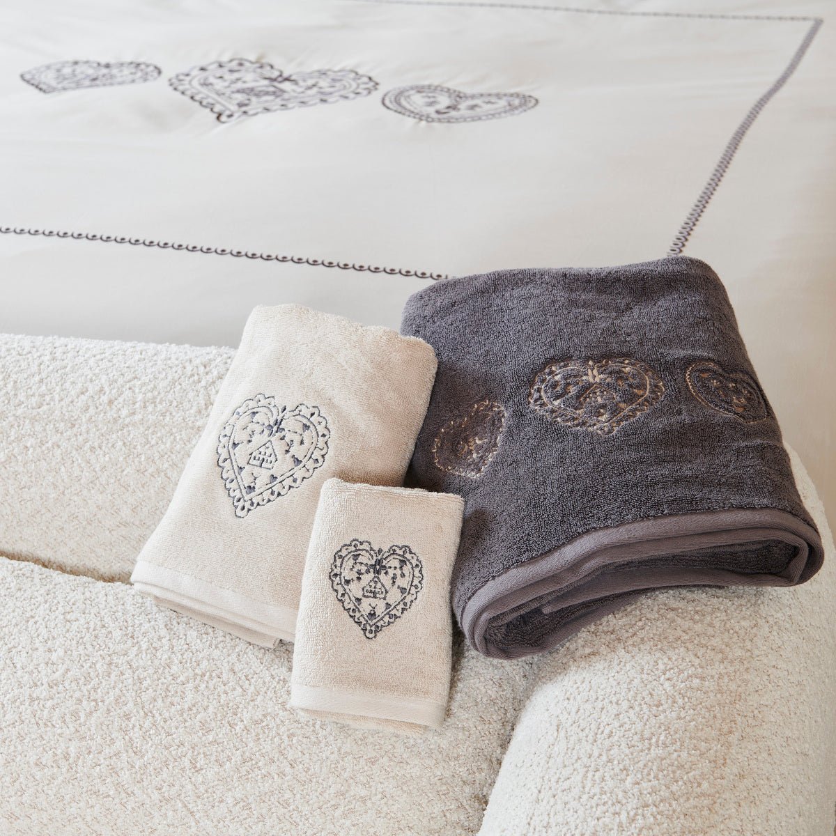Drap de douche en Coton 600g/m² - NUIT AU CHALET anthracite, TRADITION DES VOSGES
