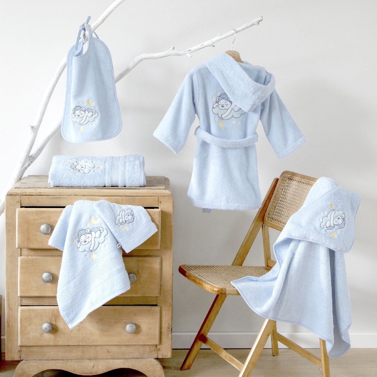Gant de Toilette en Coton 500g/m² modèle brodé - KATY bleu, TRADITION DES VOSGES