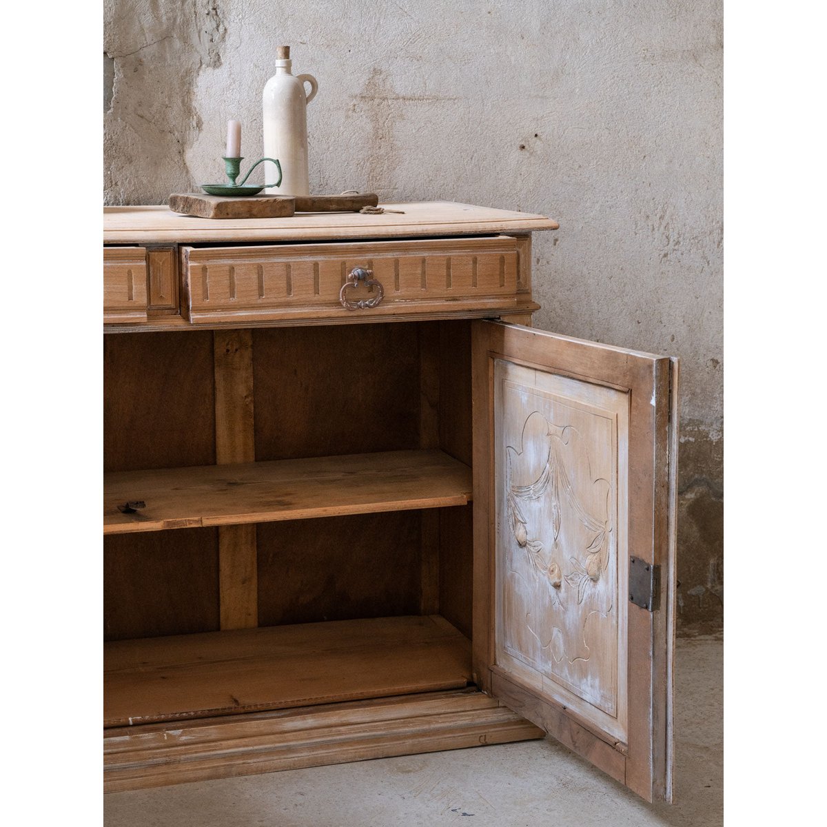 Buffet ancien en sapin Gilbert N°1874 - Bon état bois clair, DEBONGOUT