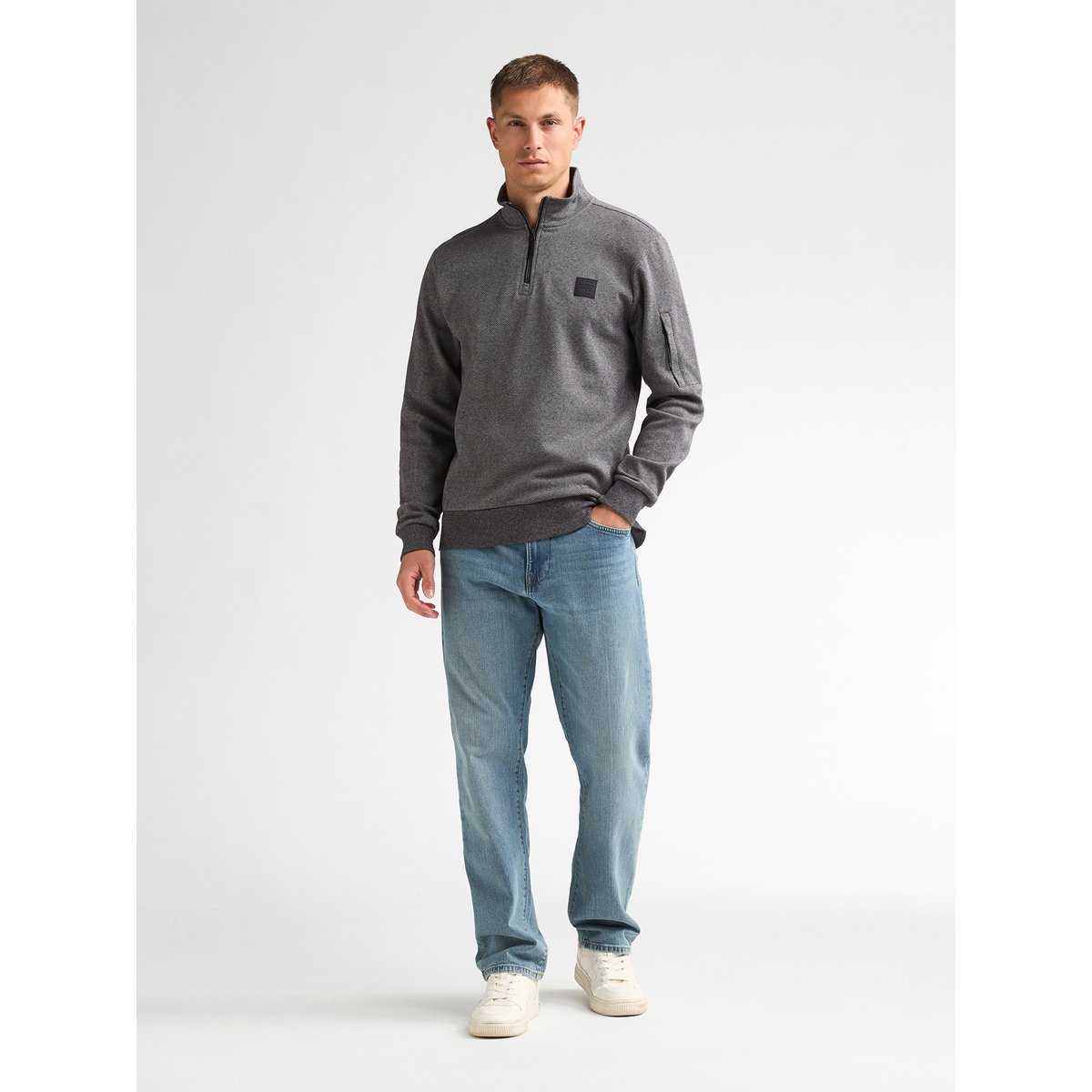 Pull zippé à col montant esprit utilitaire steelhall noir deep black, PETROL INDUSTRIES