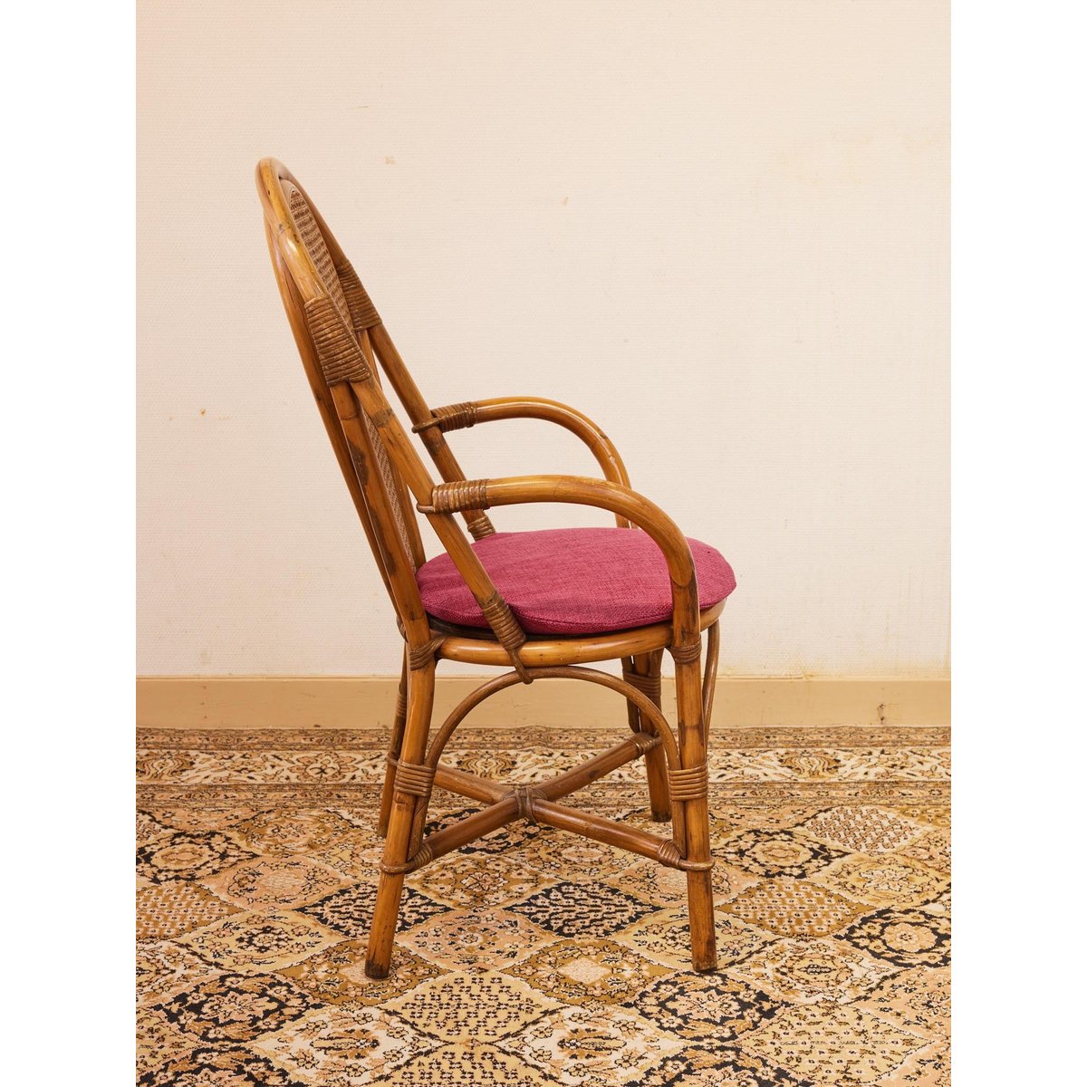Lot de 3 chaises et 1 fauteuil en rotin Claude N°1584 - Bon état bois foncé, DEBONGOUT