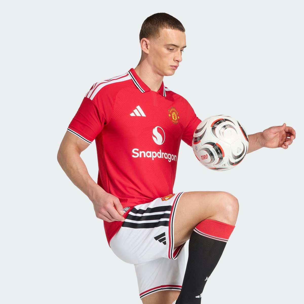 Maillot Domicile Manchester United 26/27 Authentique Maillot Domicile Manchester United 26/27 Authentique mufc red, adidas Performance