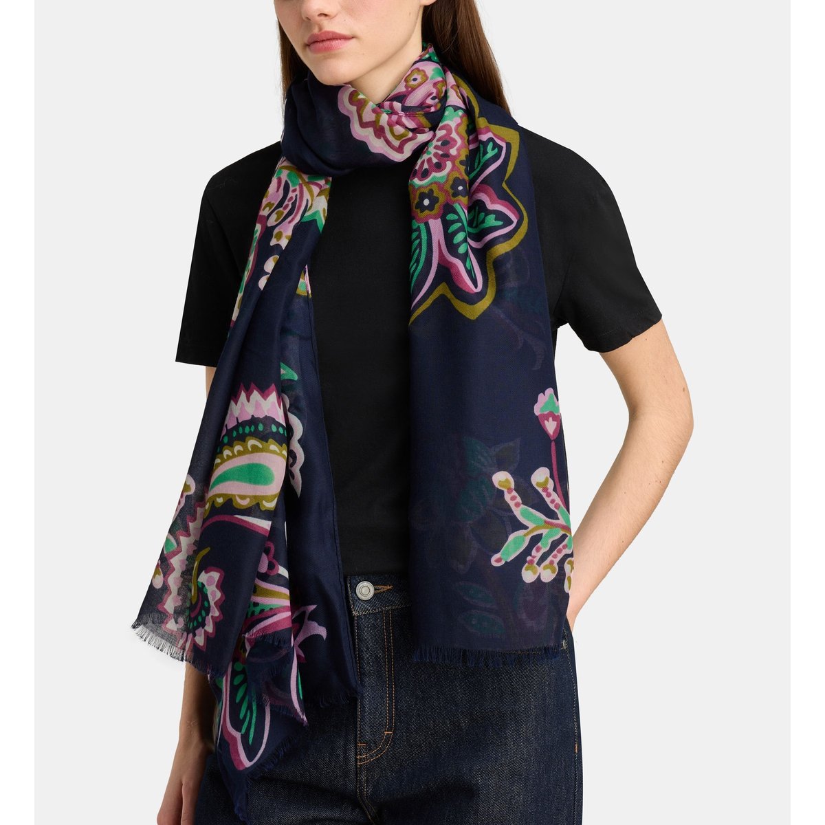 Etole ambre bleu marine, GALERIES LAFAYETTE