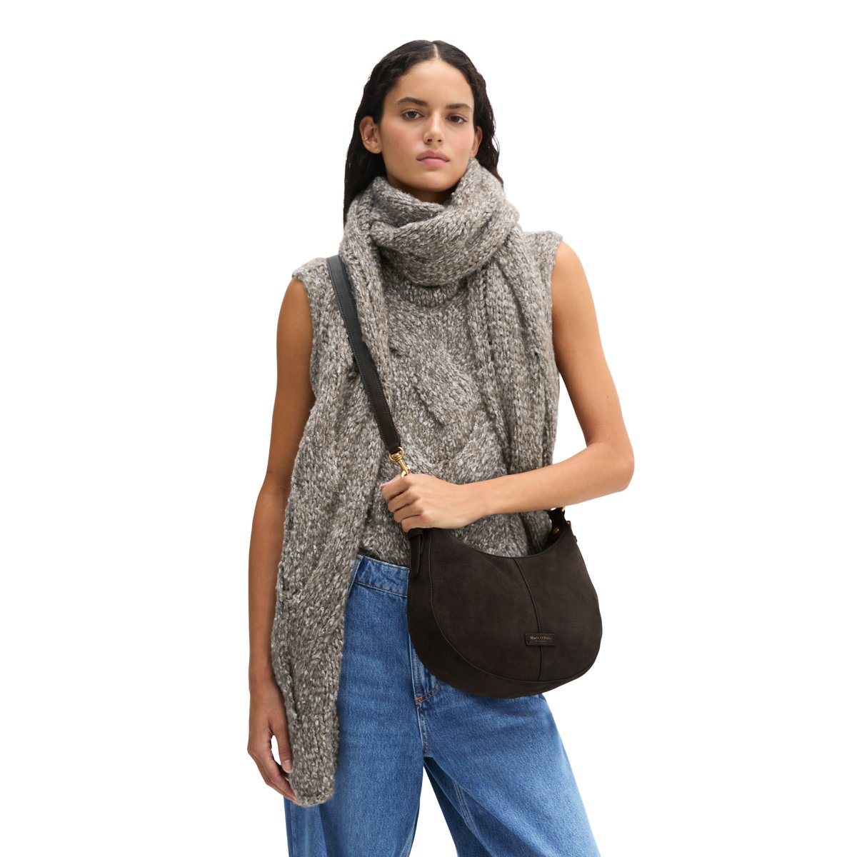 Sac à bandoulière modèle Pernille petit format en cuir velours souple marron, MARC O'POLO