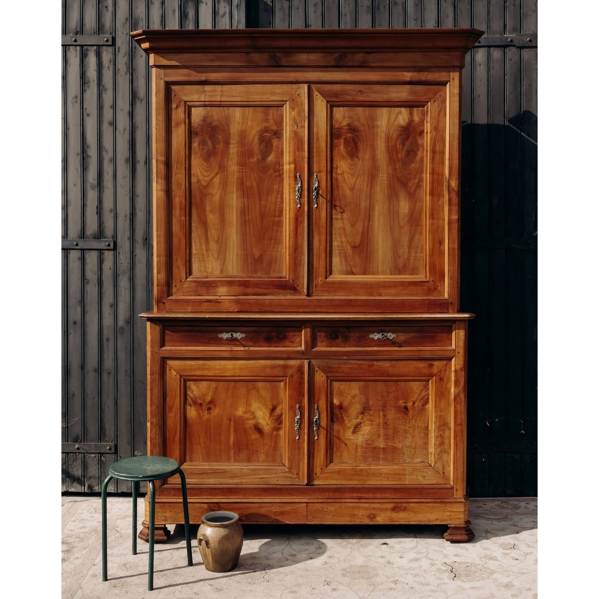Armoire normande en merisier massif Blandine N°480 - Bon état bois clair, DEBONGOUT