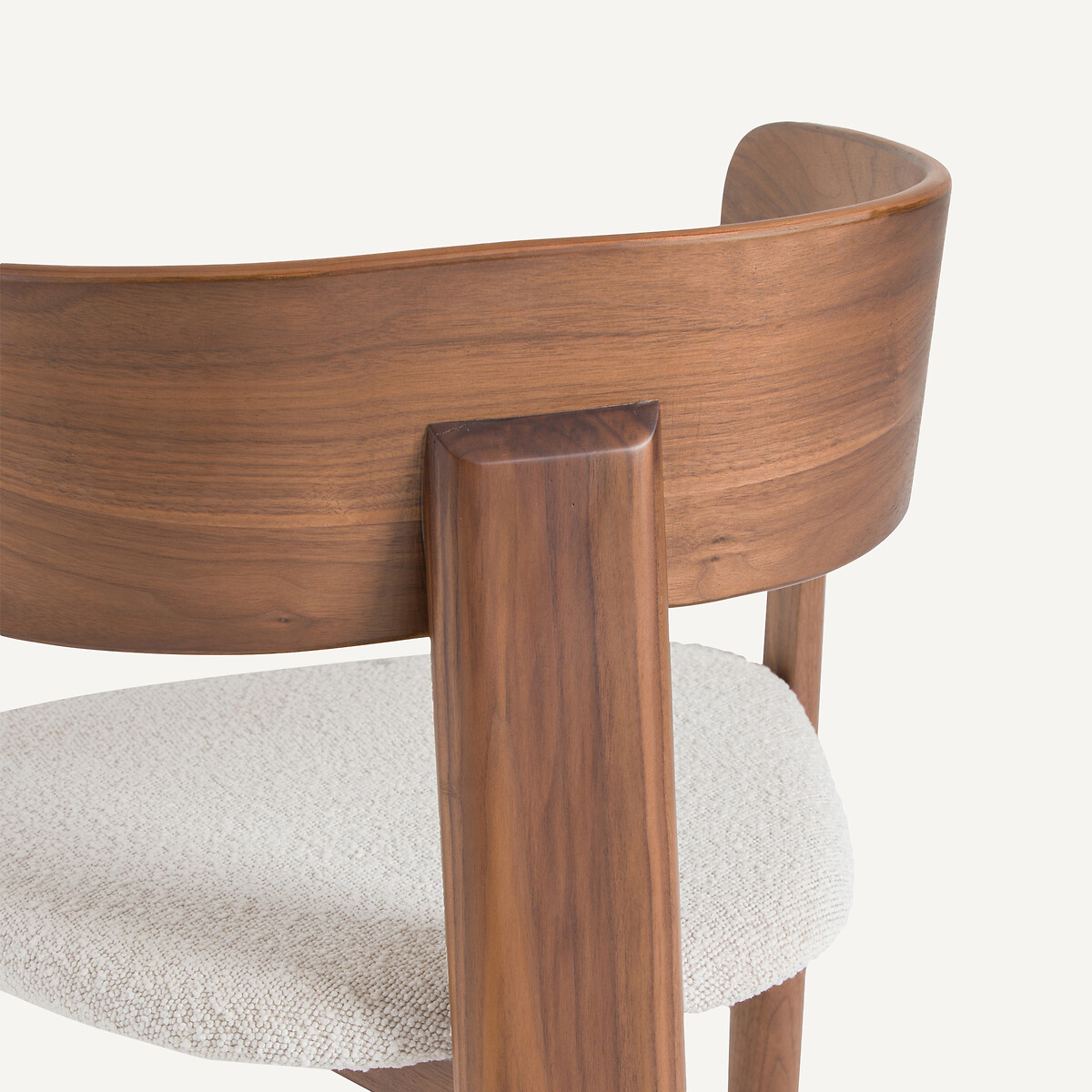 Fauteuil de table en noyer massif, plaqué noyer et bouclette, 3 pieds, MARAIS noyer/craie, AM.PM X EMMANUEL GALLINA