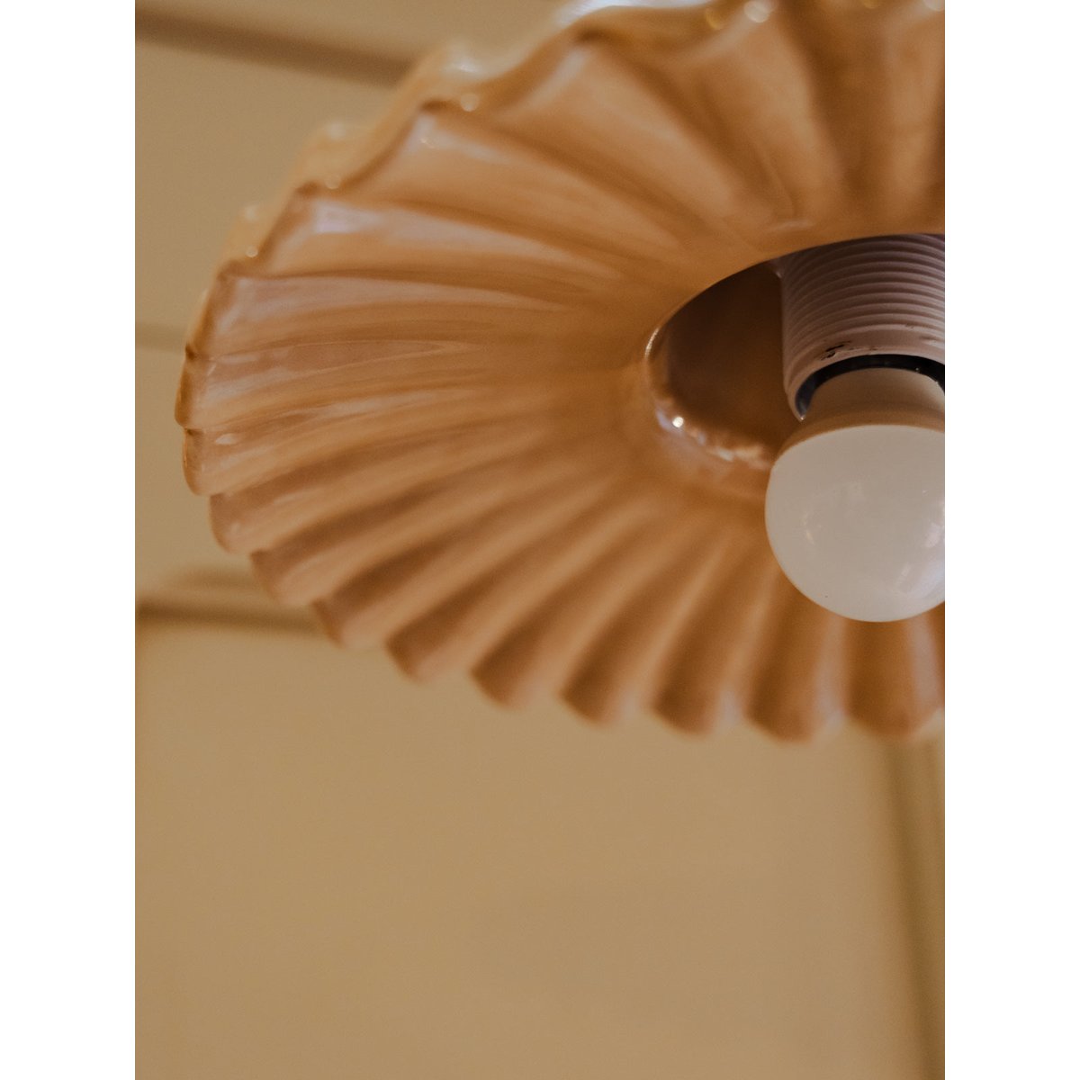 Lampe baladeuse en céramique beige Paulette N°103 - Bon état v300233, DEBONGOUT