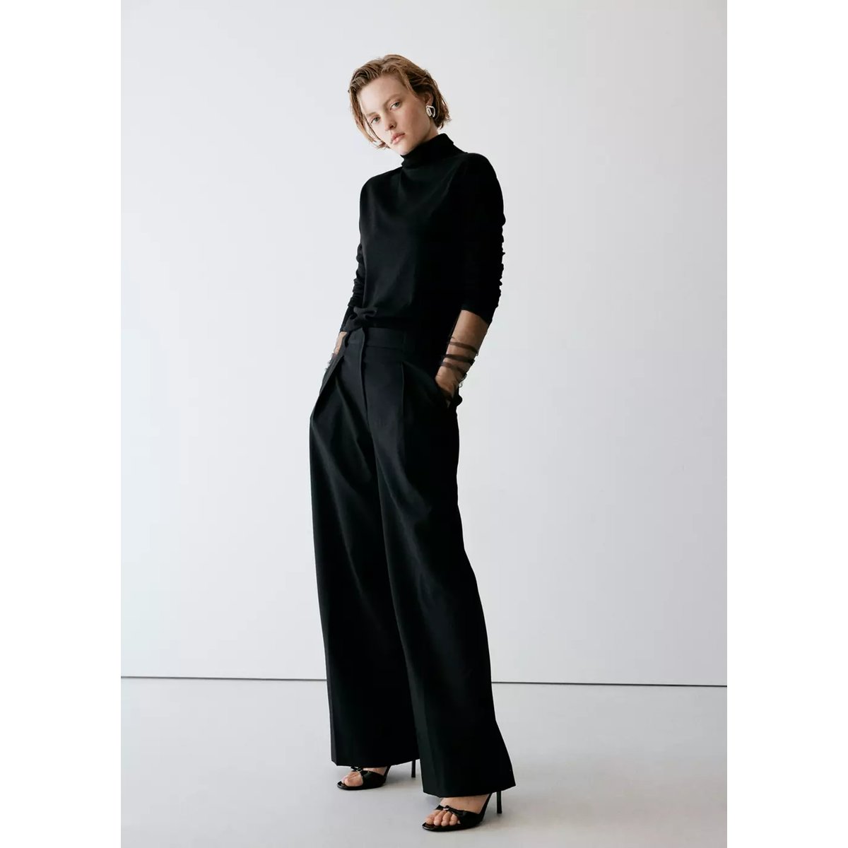 Pantalon de tailleur droit noir, MANGO