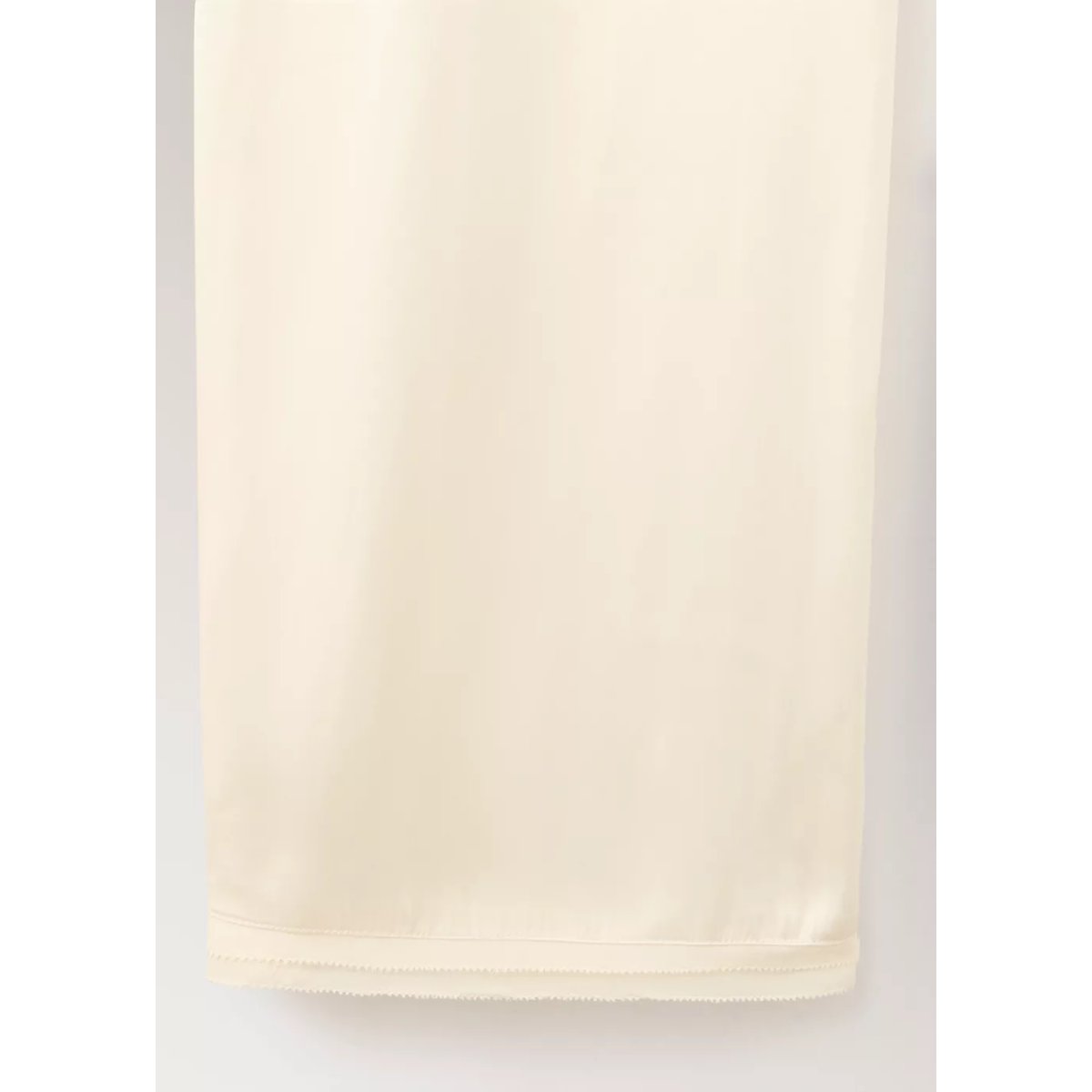 Pantalon de pyjama satiné à détail en dentelle ivoire, MANGO