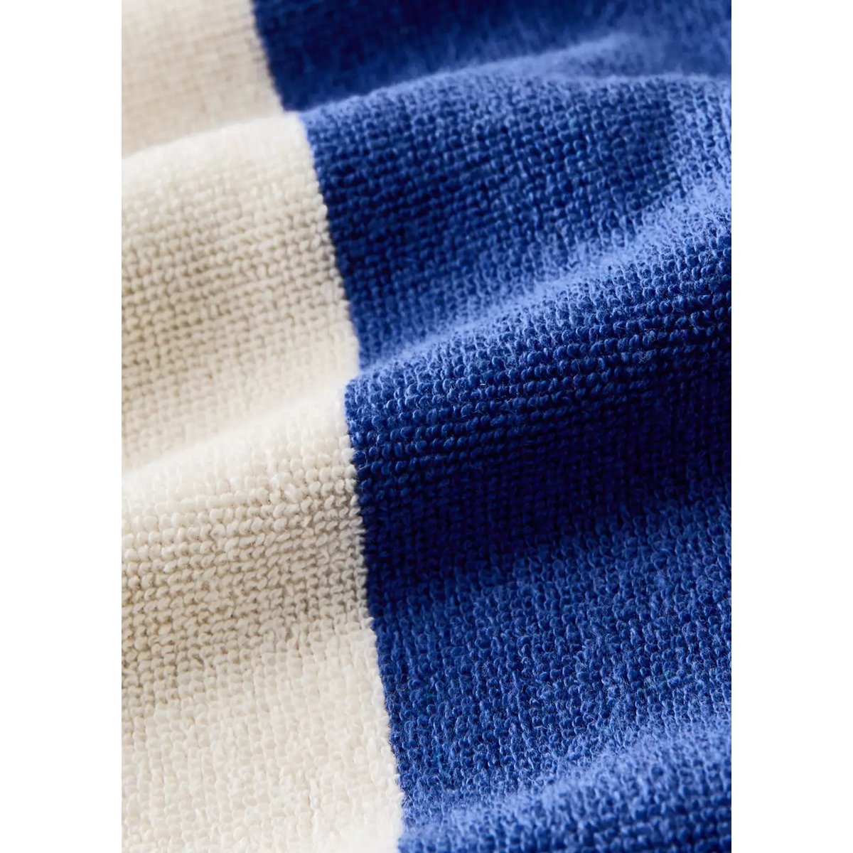 Serviette plage en coton bouclette à rayures bleu électrique, MANGO HOME