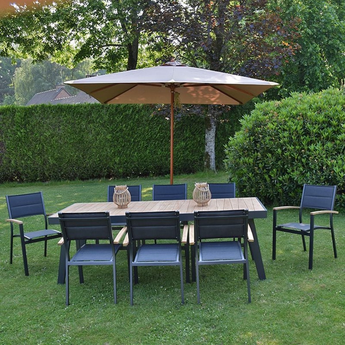 Parasol en bois 3x3m Pegasia taupe, GECKO JARDIN