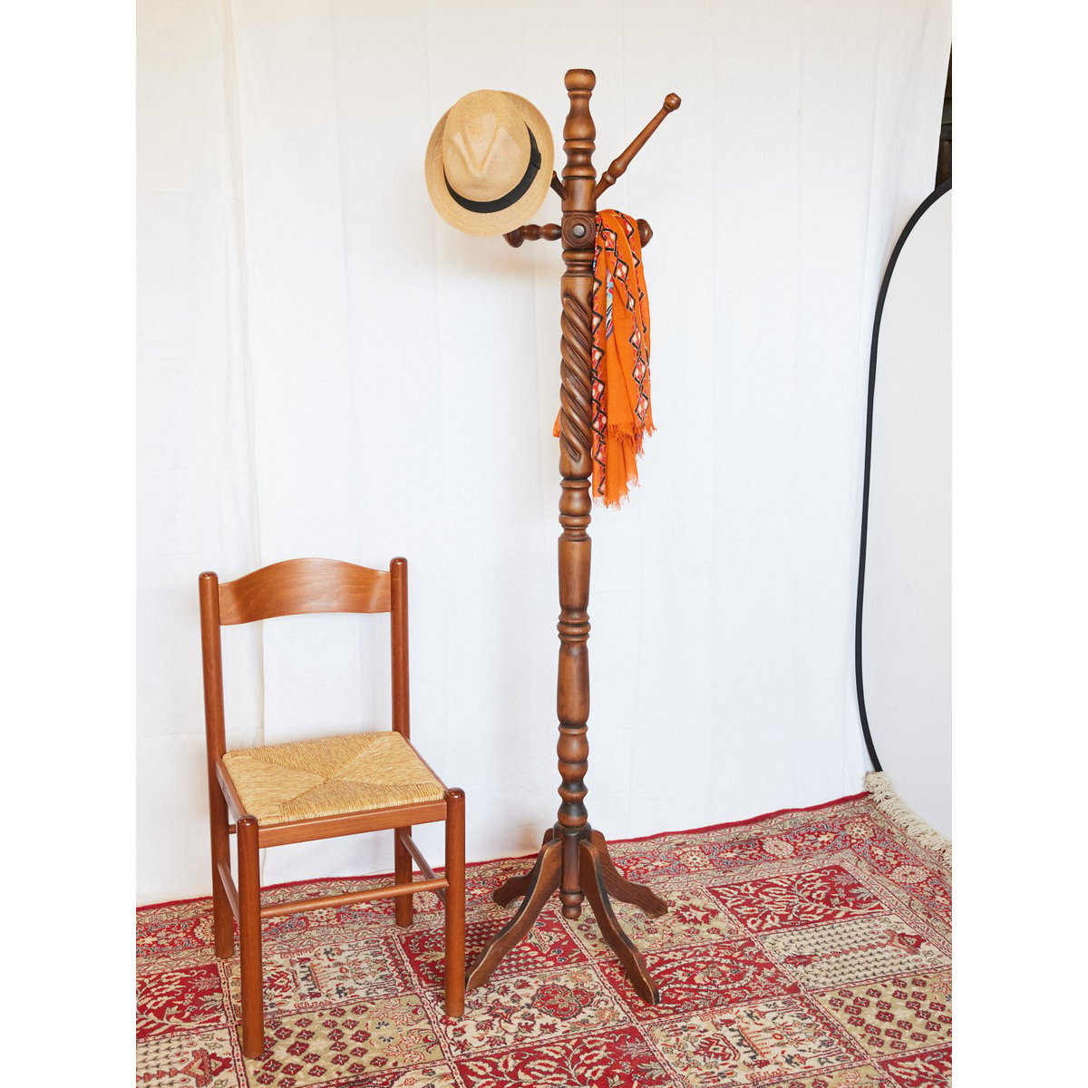 Porte-manteau en bois tourné Max N°403 - Bon état bois clair, DEBONGOUT