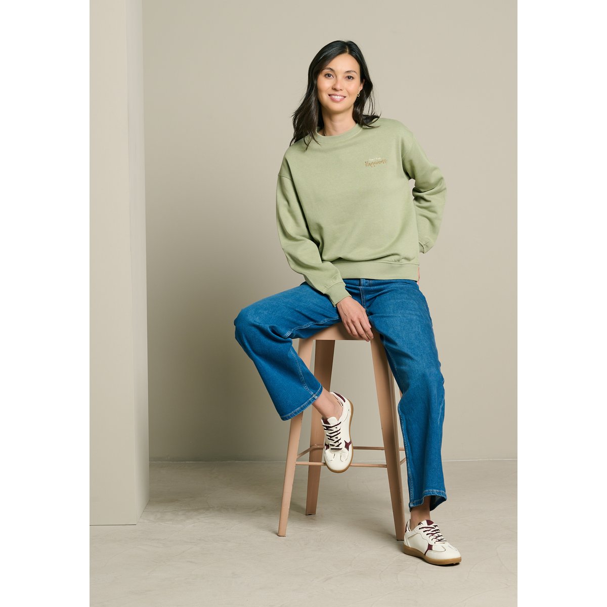 Sweat coupe ample brodé khaki, LOLALIZA