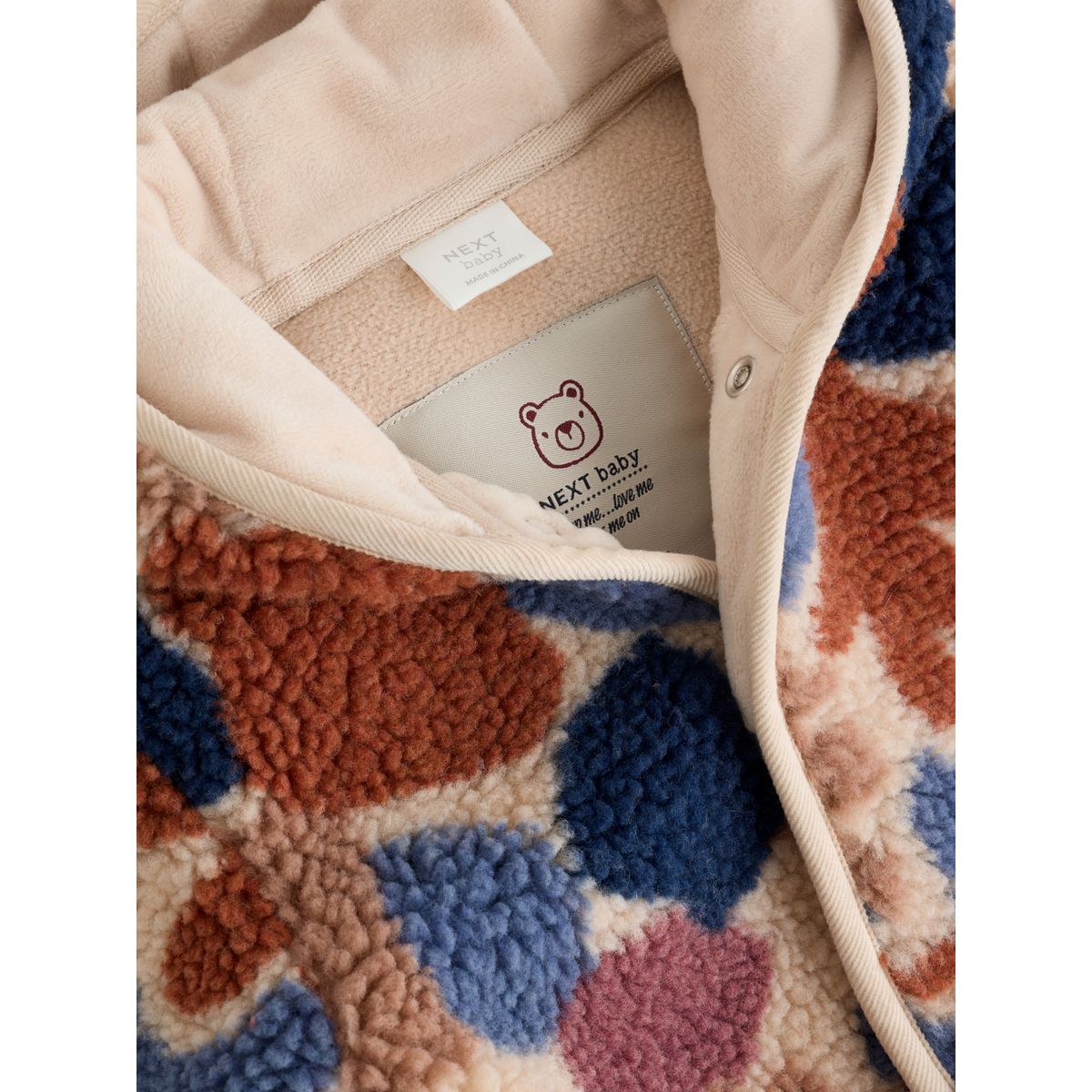 Veste à capuche bébé en peau lainée imprimé camouflage marron et bleu, NEXT