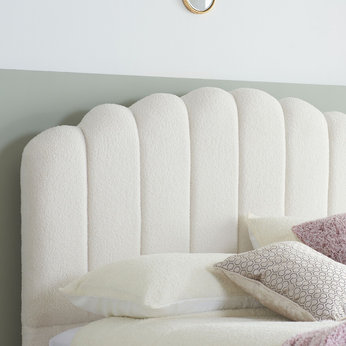 Marcelline Teddy Boucle Ottoman Bed with Scalloped Headboard ecru , SO'HOME