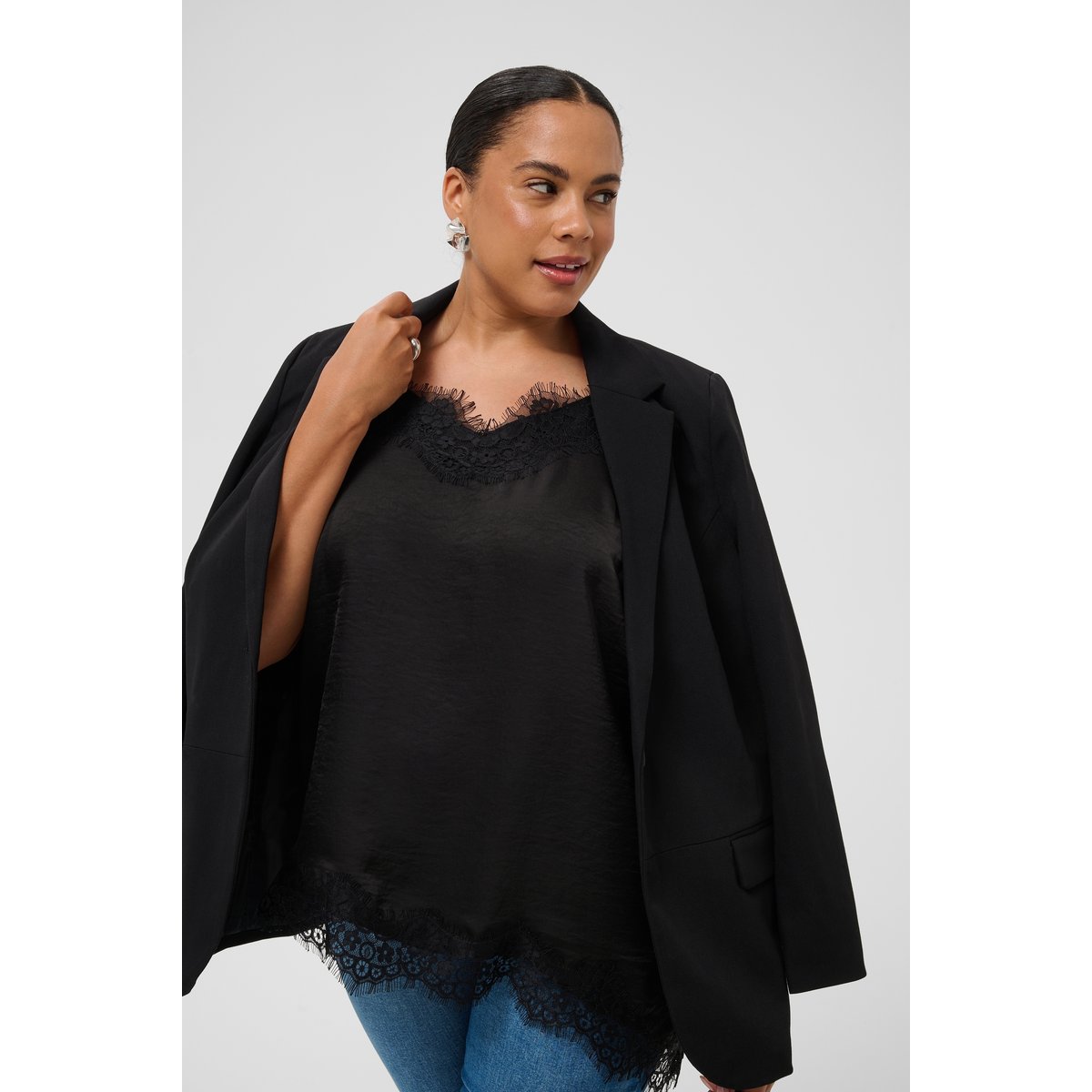 Blouse sans manches noir black, KAFFE CURVE