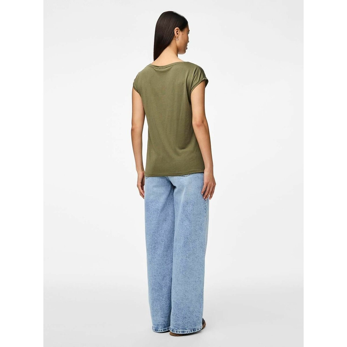 T-shirt, col V kaki, PIECES