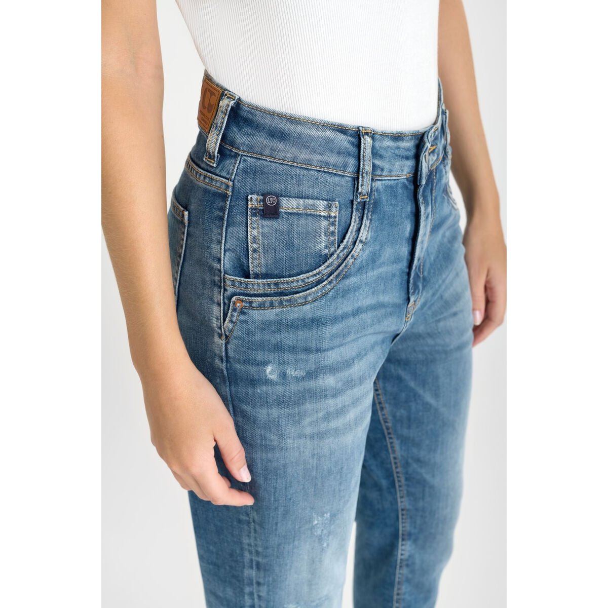 Jeans loose, large 400/60 girlfriend , longueur 34 blue, LE TEMPS DES CERISES