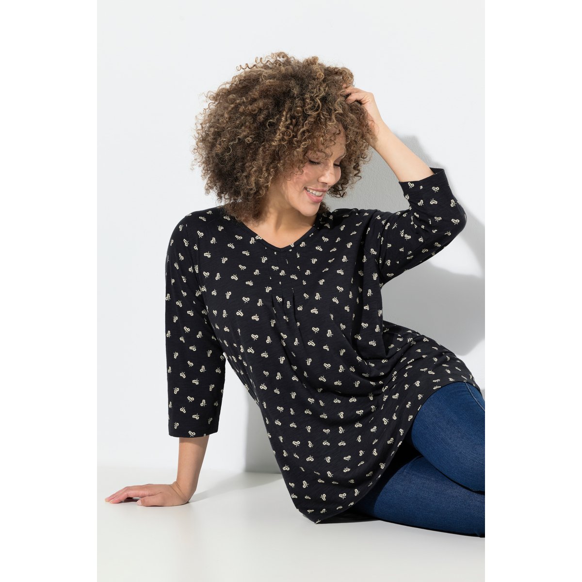 T-shirt à motif floral, silhouette en A noir, ULLA POPKEN