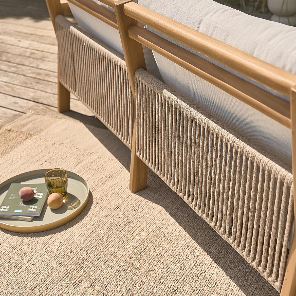 Salon de jardin bas en bois de teck avec coussins MAORA naturel, BERAH GETAH