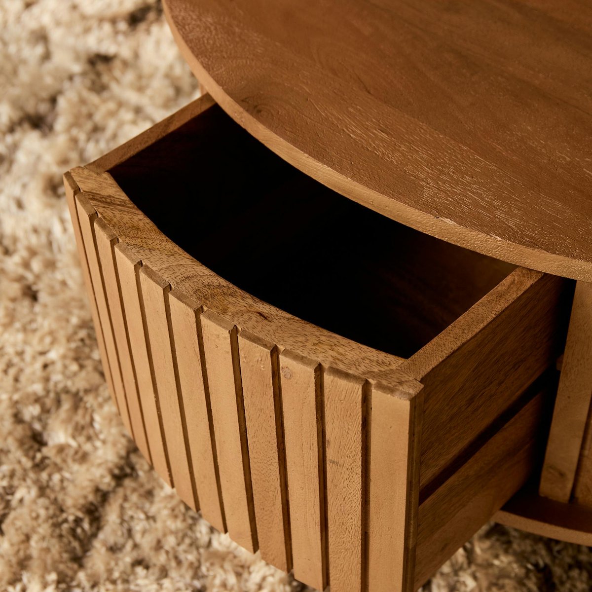 Table basse ronde 2 tiroirs CORTINA bois, PIER IMPORT