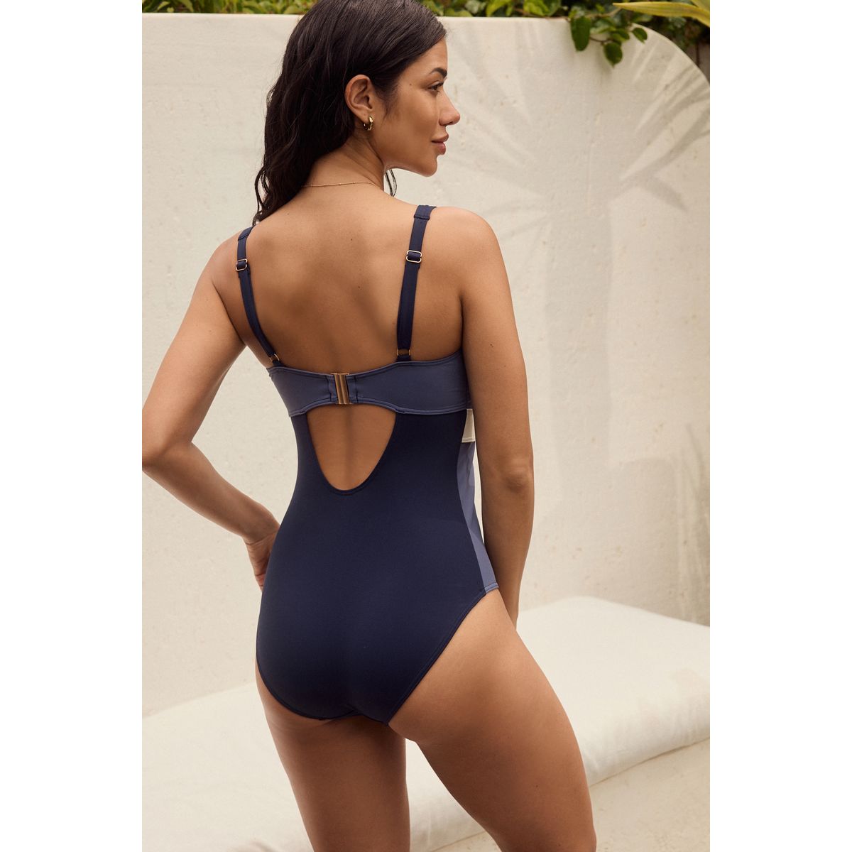 Maillot de bain à armatures bleu/ecru colourblock, NEXT