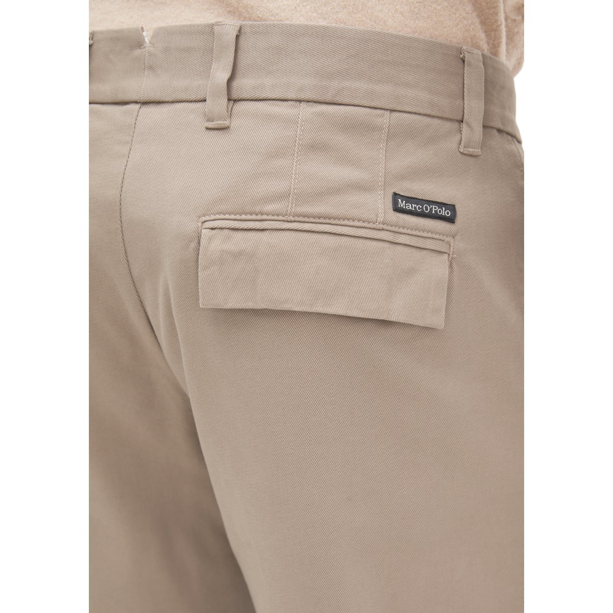 Pantalon chino modèle Osby à plis, coupe fuselée en mélange de coton bio beige, MARC O'POLO