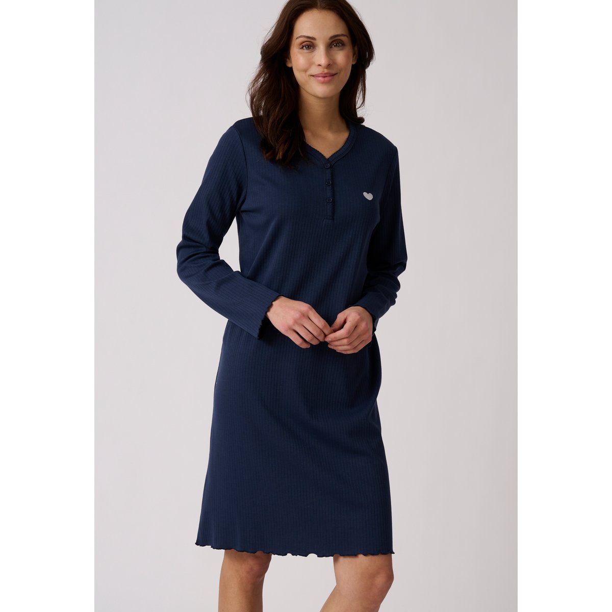 Chemise de nuit manches longues bleu marine, DAMART