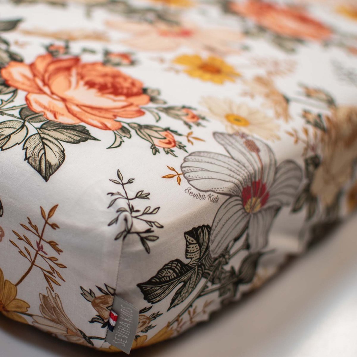 Drap-housse en satin de coton NÉO VINTAGE multicolore, SEVIRA KIDS