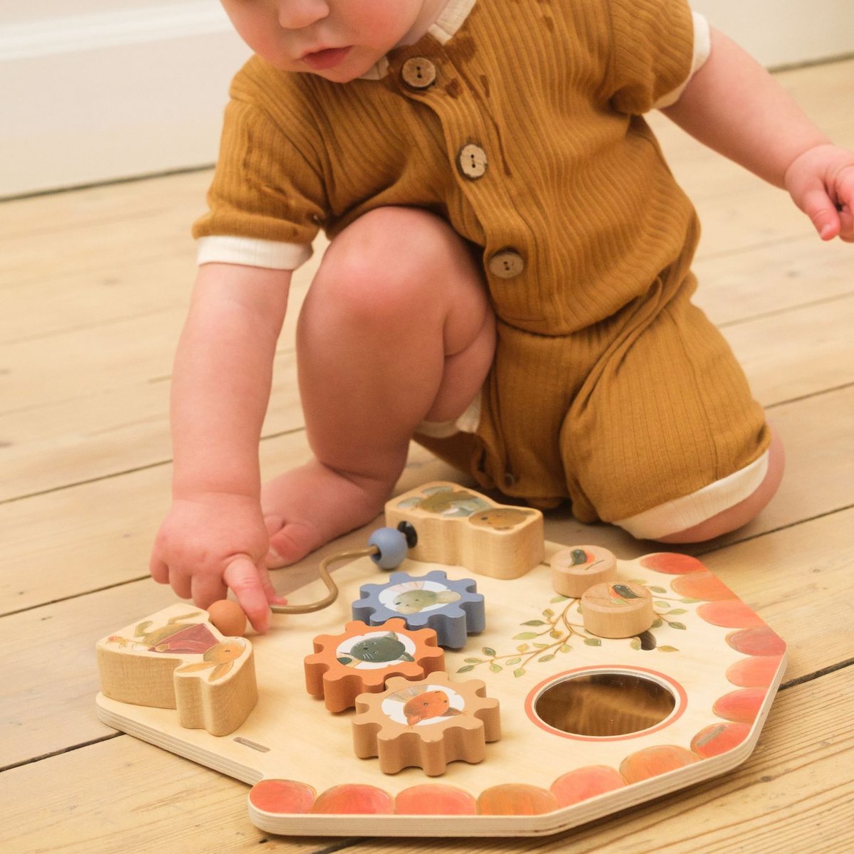 Tableau d'activités beige, orange, bleu, EGMONT TOYS