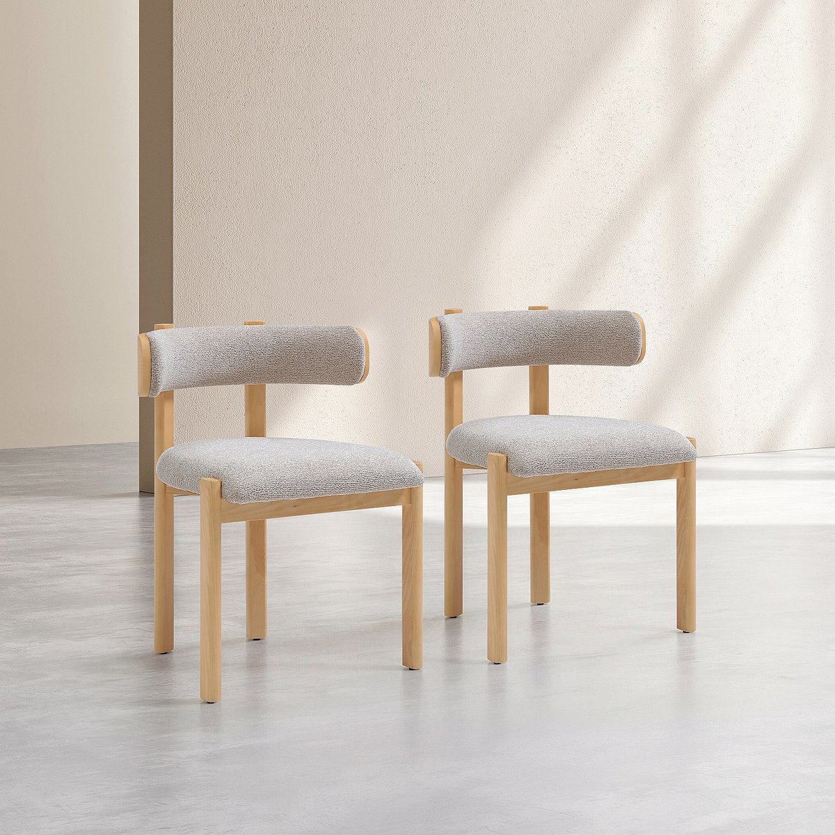 Lot de 2 chaises en tissu et bois massif couleur chêne YOUNA beige, HABITAT