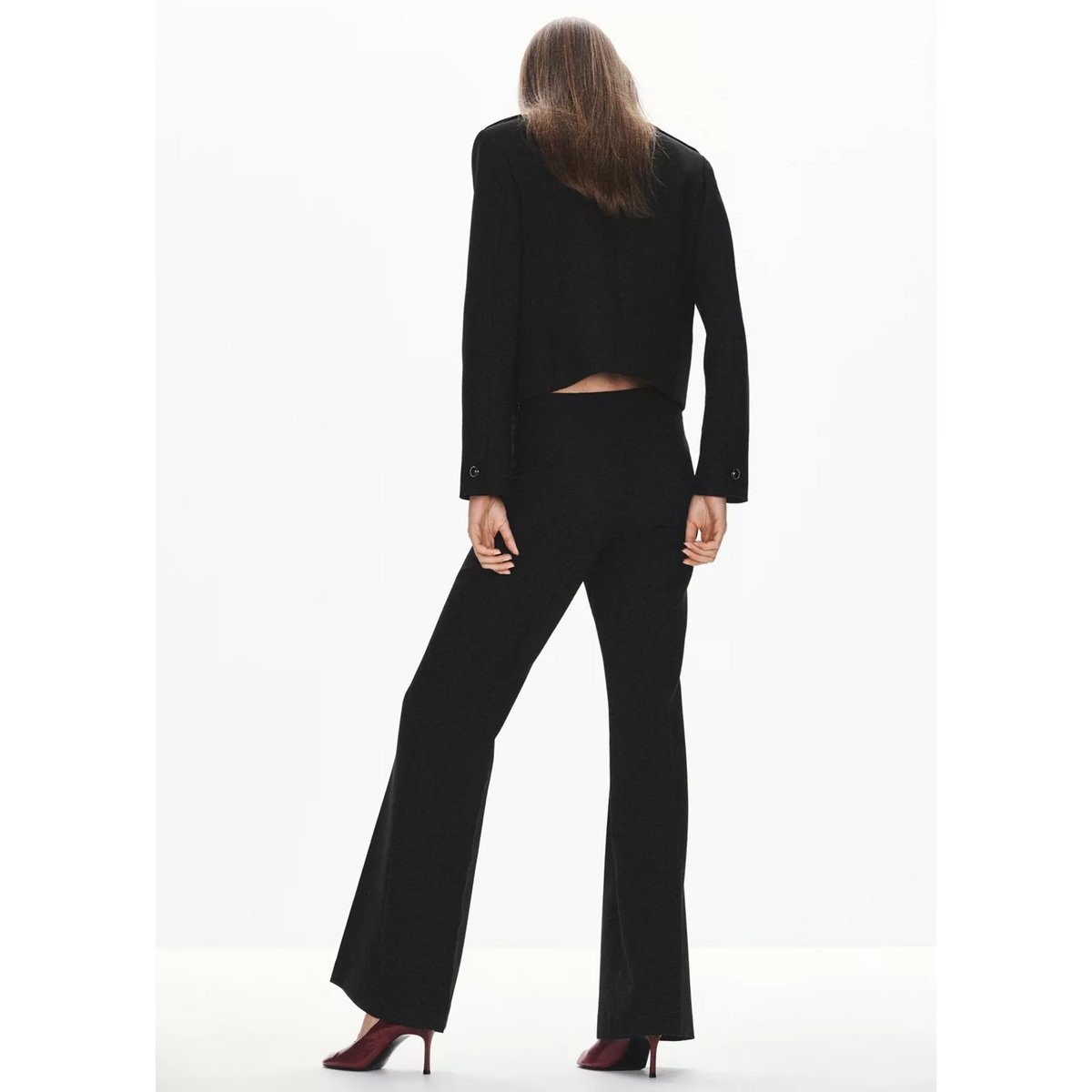 Pantalon ajusté brandebourgs noir, MANGO