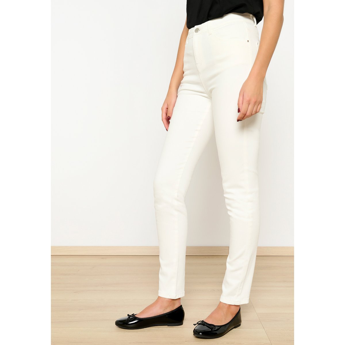 Pantalon coupe slim blanc casse, LOLALIZA