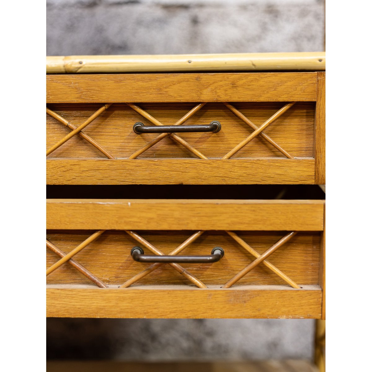 Charmante armoire en rotin Blandine N°544 - Bon état beige, DEBONGOUT