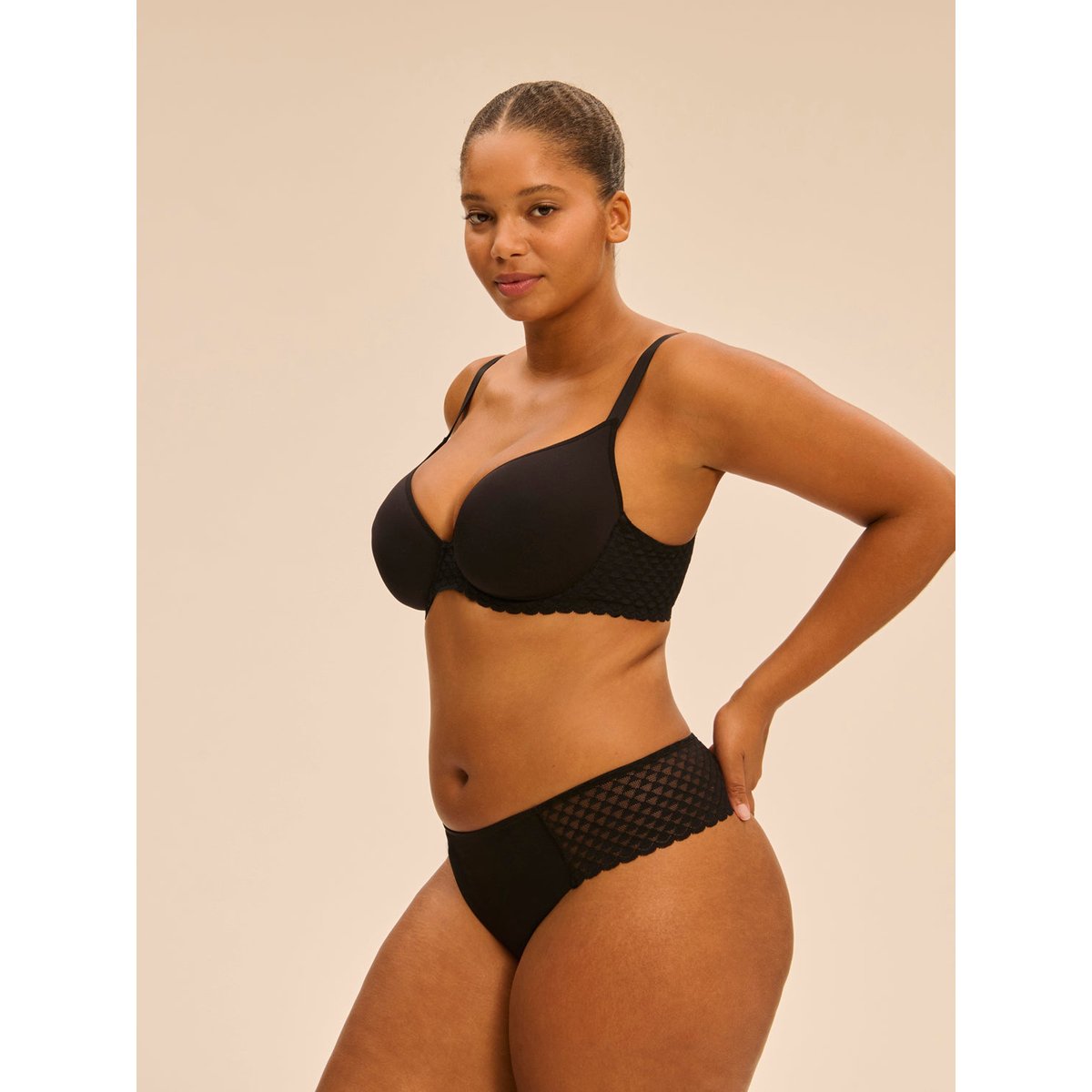 Shorty échancré, SUBTILE noir, SIMONE PERELE