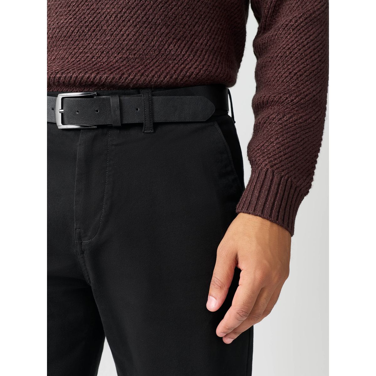 Pantalon chino motionflex avec ceinture noir, NEXT