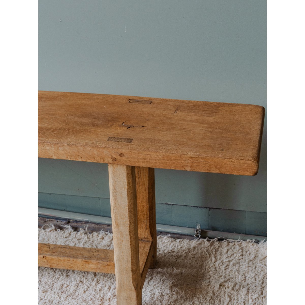 Banc en bois Antoine N°400 - Bon état bois clair, DEBONGOUT