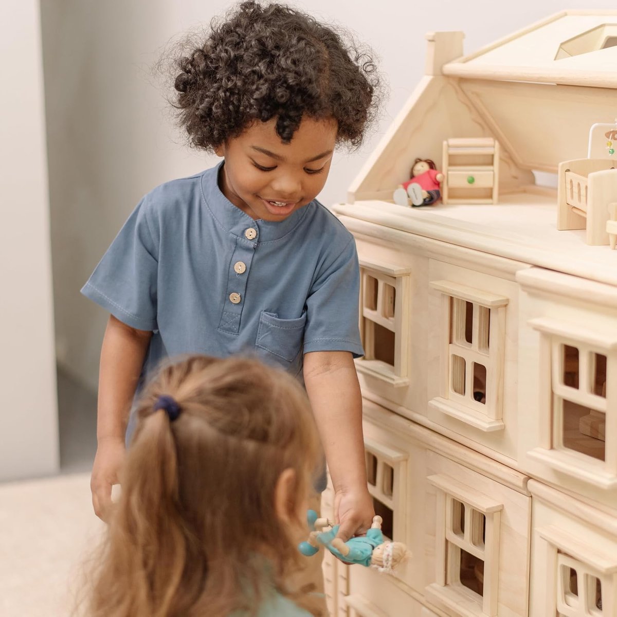 Grande maison de poupées Victorienne beige, PLAN TOYS